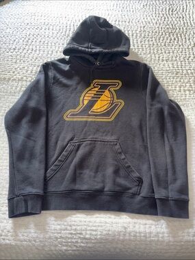Fanatics Black Men’s Pullover Hoodie with Lakers Logo EUC L